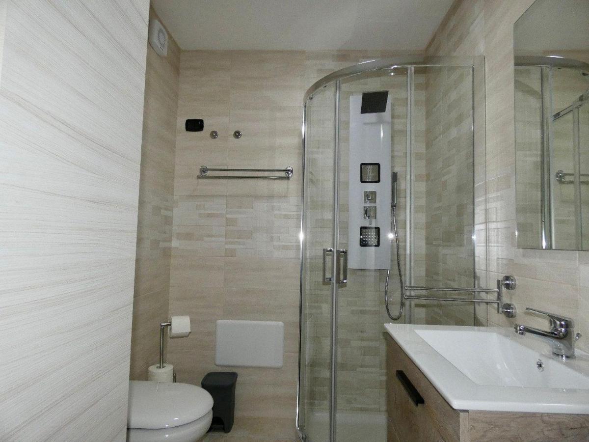 B&B La Piazzetta Fragagnano Exterior foto